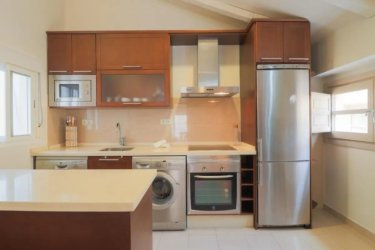 C28 - Mitjana Luminous Penthouse Apartment Malaga