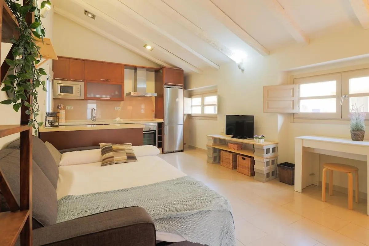Apartament C28 - Mitjana Luminous Penthouse Malaga 0*,  Hiszpania